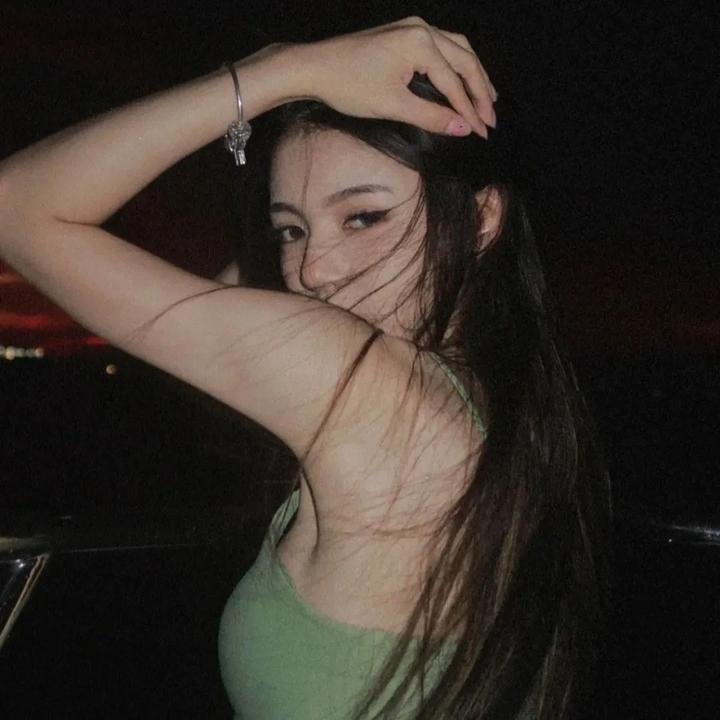 新版离婚后她惊艳了世界